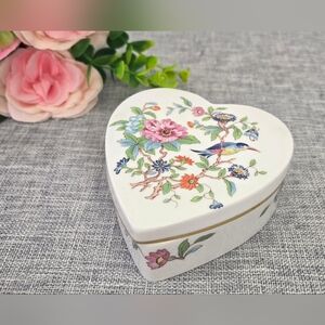Vintage Aynsley Pembroke Heart Jewelry‎ Box w Lid Fine Bone China Birds Flowers